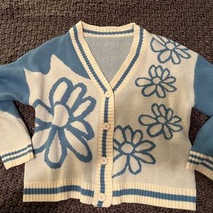 Adorable plus size sweater